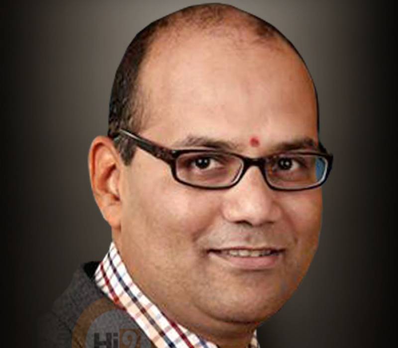 Dr  D  Venugopal 